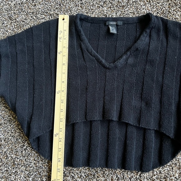 Forever 21 Classic Black V-Neck Sweater - Picture 4 of 6
